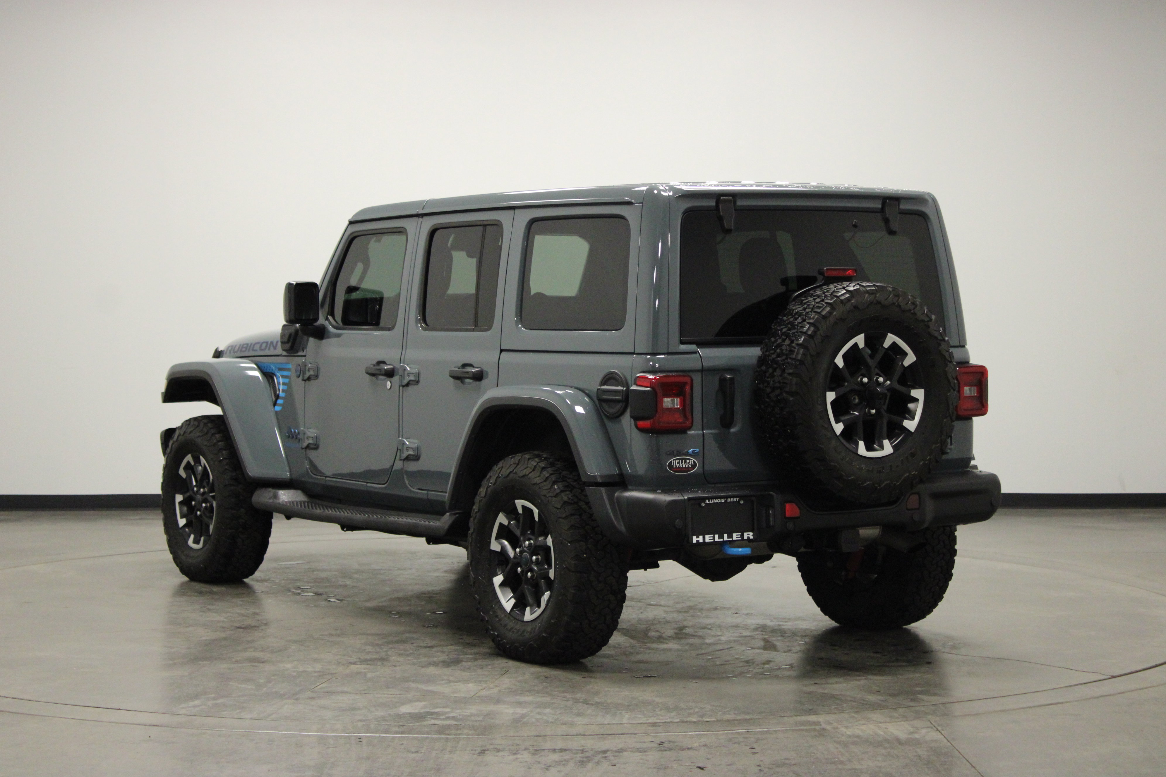 Used 2024 Jeep Wrangler Unlimited Rubicon 4xe image 6