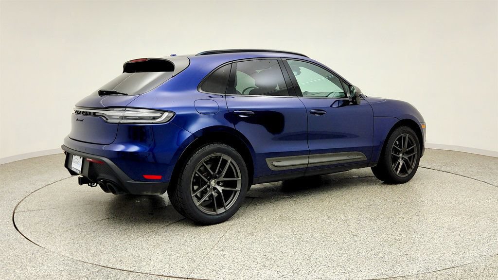 Used 2023 Porsche Macan Turbo AWD/4WD image 5