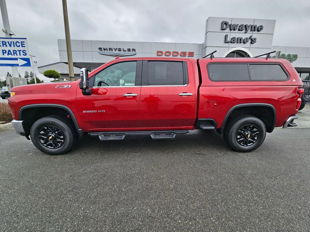 Used 2021 Chevrolet Silverado 2500 LTZ w/ LTZ Convenience Package image 2
