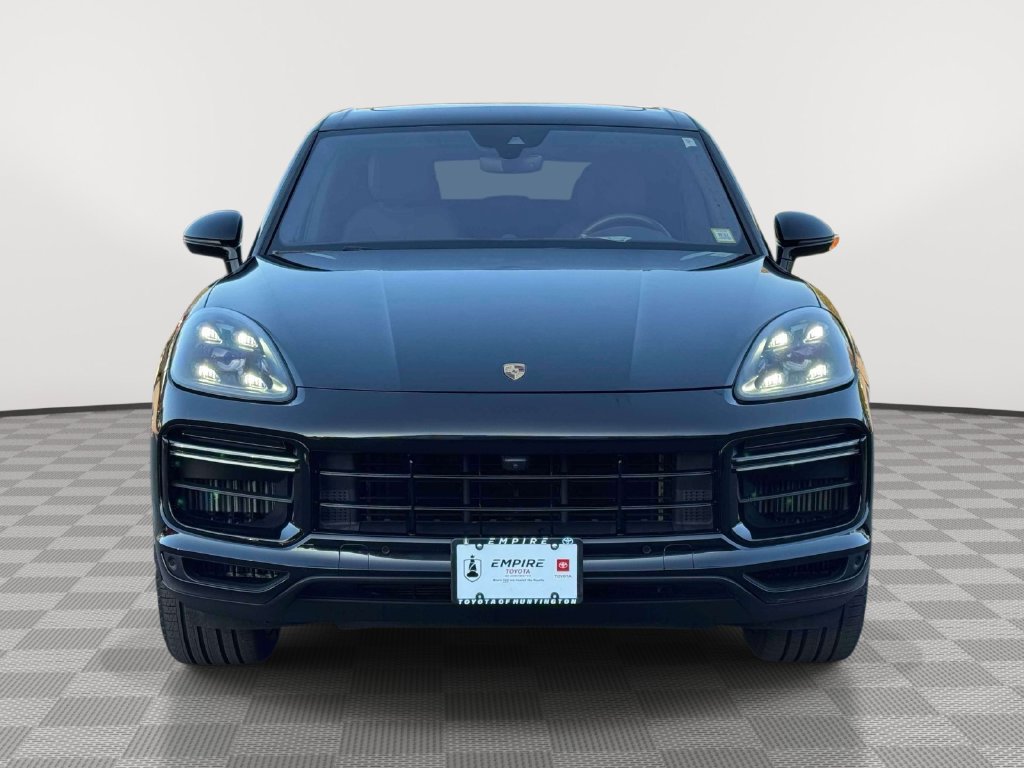 Used 2019 Porsche Cayenne Turbo AWD/4WD image 2