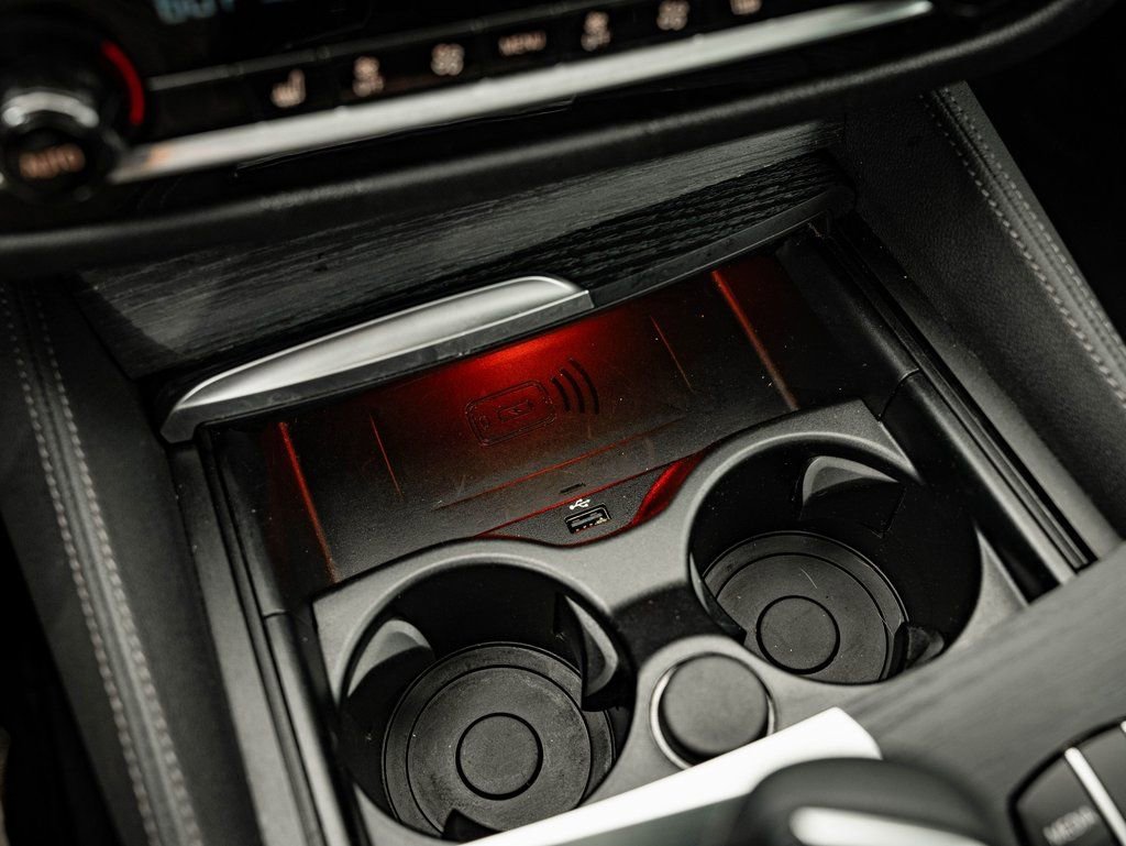 Used 2023 BMW 540i xDrive w/ Executive Package image 36