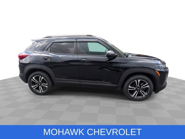 Certified 2021 Chevrolet TrailBlazer LT w/ Sun and Liftgate Package AWD/4WD image 9