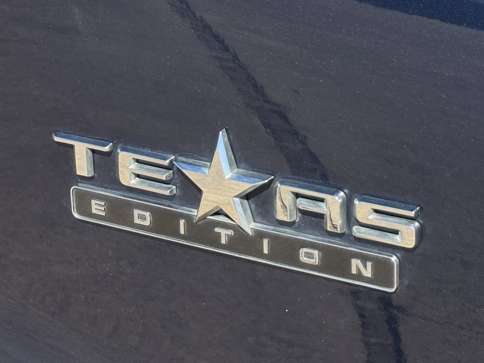 Used 2020 Chevrolet Silverado 1500 LT w/ Texas Edition image 11