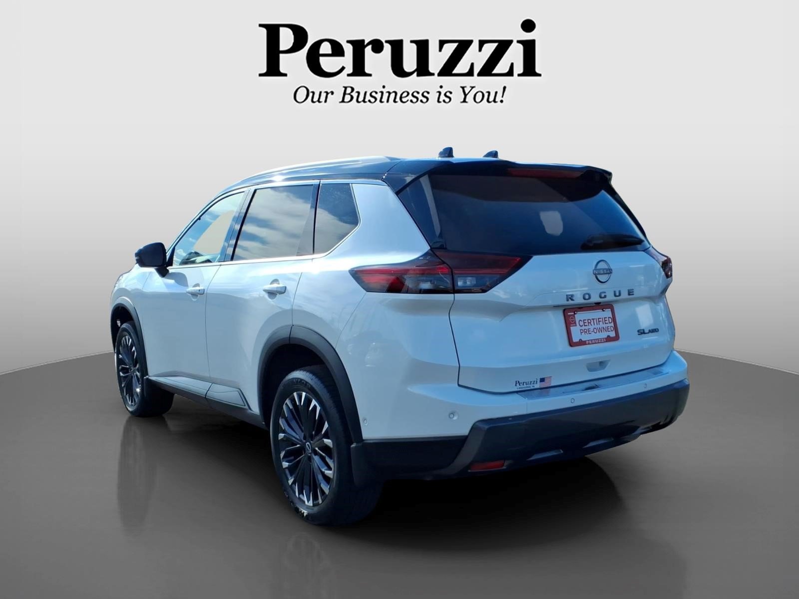 Certified 2025 Nissan Rogue SL w/ Tech Package AWD/4WD image 6