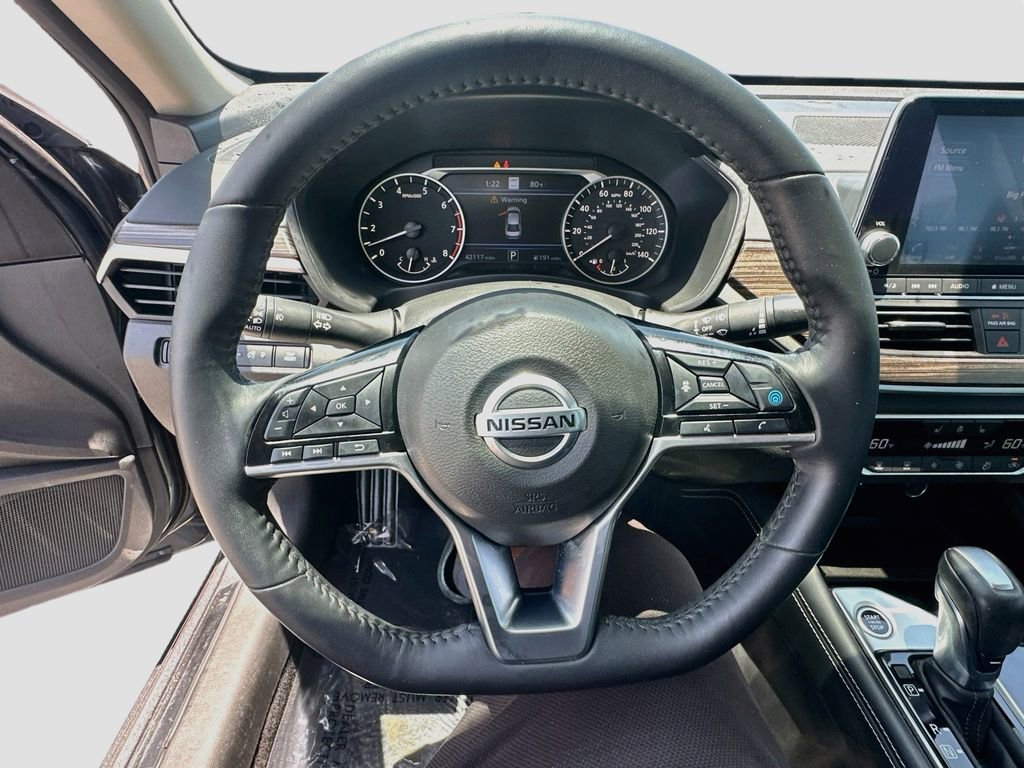 Used 2020 Nissan Altima 2.5 Platinum FWD image 11