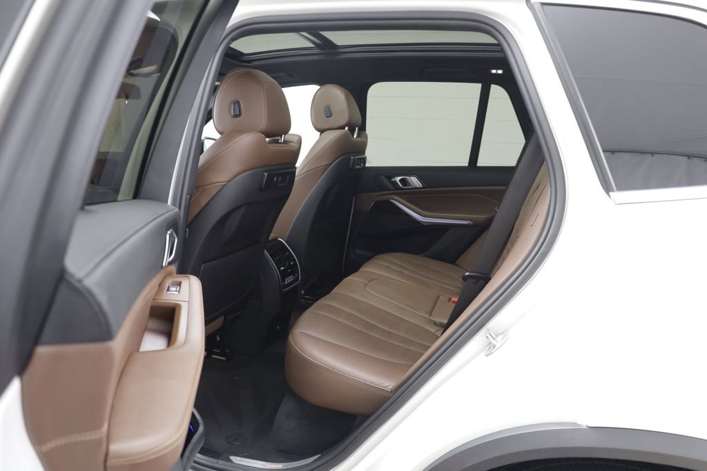 Used 2019 BMW X5 xDrive40i w/ Convenience Package image 14