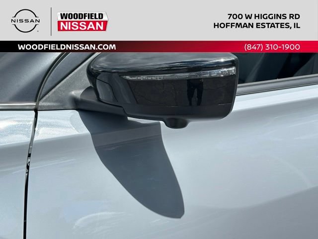 Certified 2023 Nissan Kicks SR w/ SR Premium Package FWD image 10