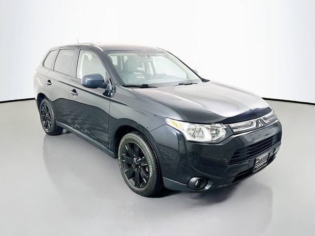 Used 2014 Mitsubishi Outlander ES