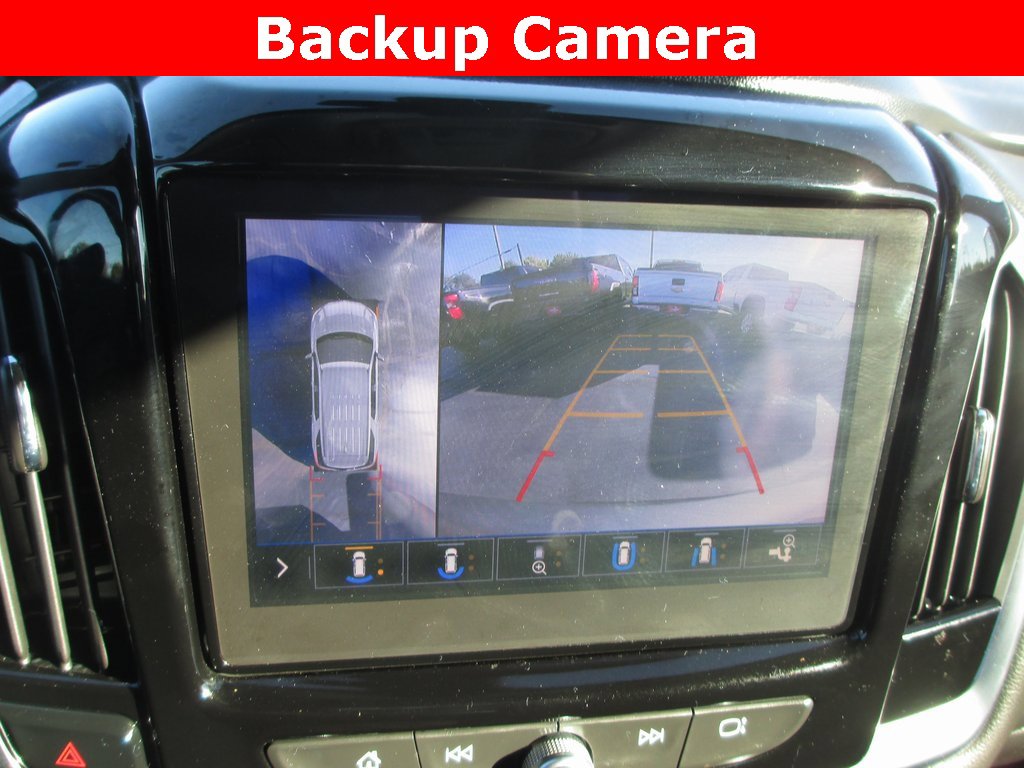 Used 2021 Chevrolet Traverse LT w/ LT Premium Package image 15