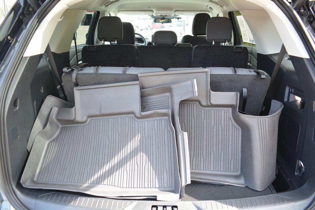 Used 2025 Ford Explorer Active image 24