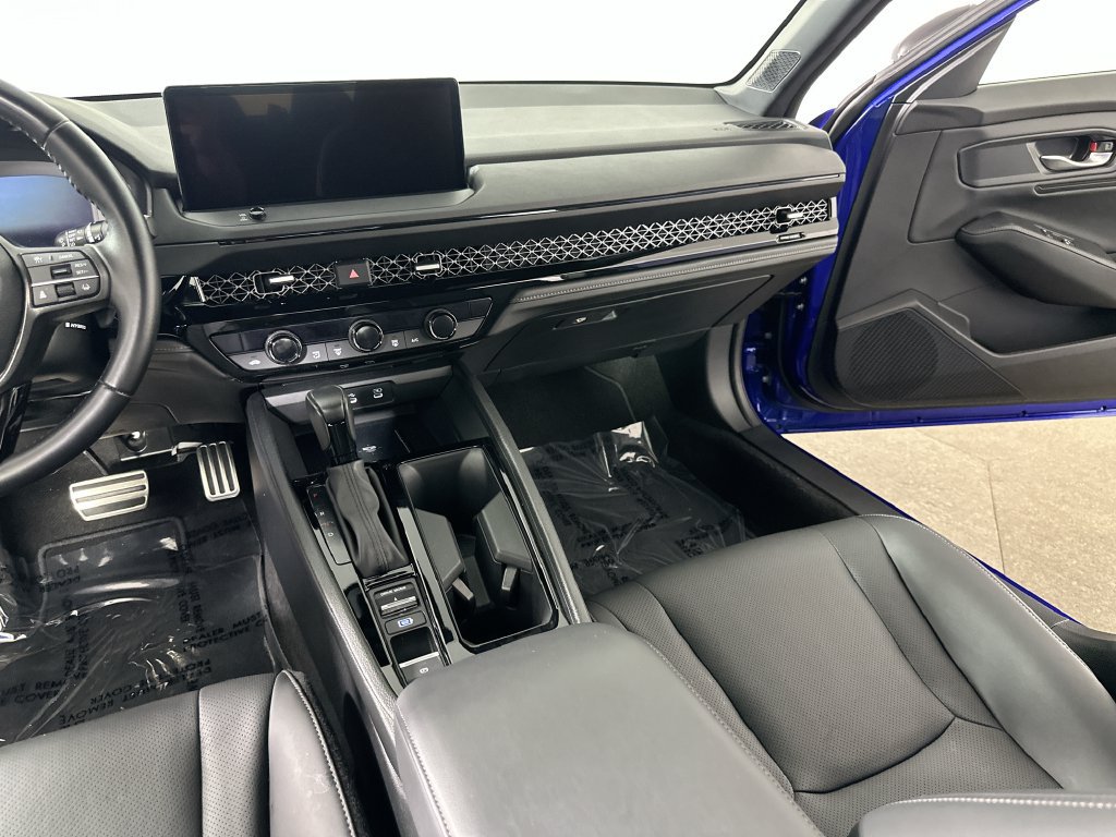 Used 2025 Honda Accord Sport image 21