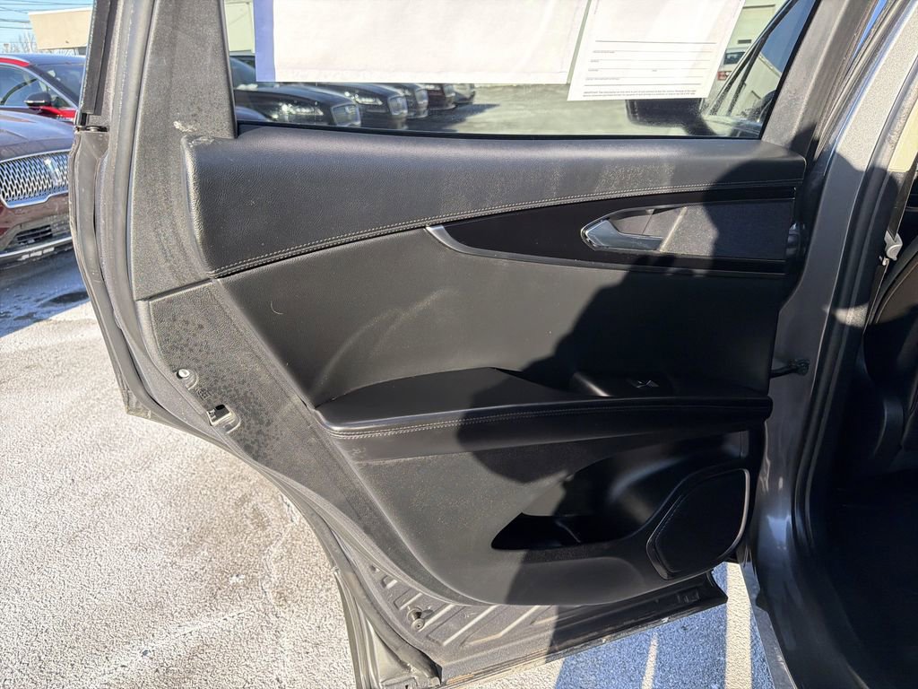 Certified 2023 Lincoln Nautilus AWD w/ Premium Package image 12