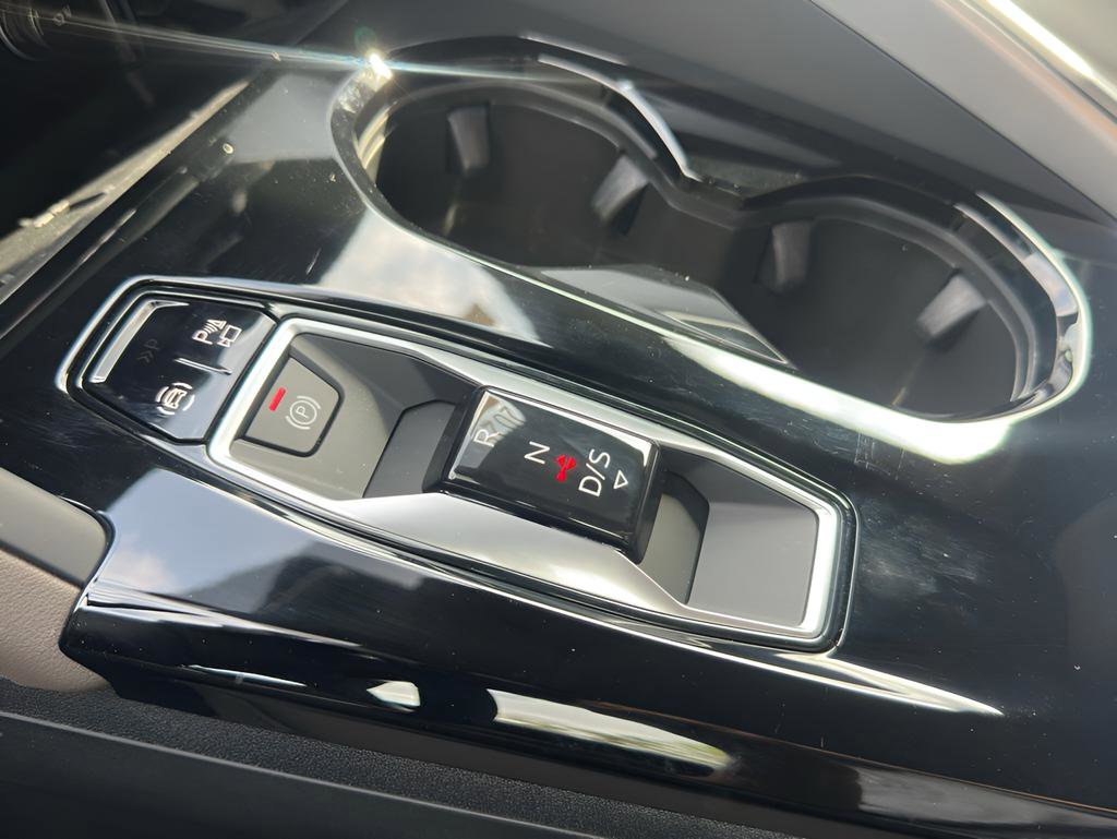 Certified 2025 Audi Q5 Premium w/ Convenience Package image 32