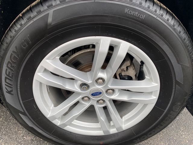 Used 2023 Ford Explorer XLT w/ Class IV Trailer Tow Package AWD/4WD image 15