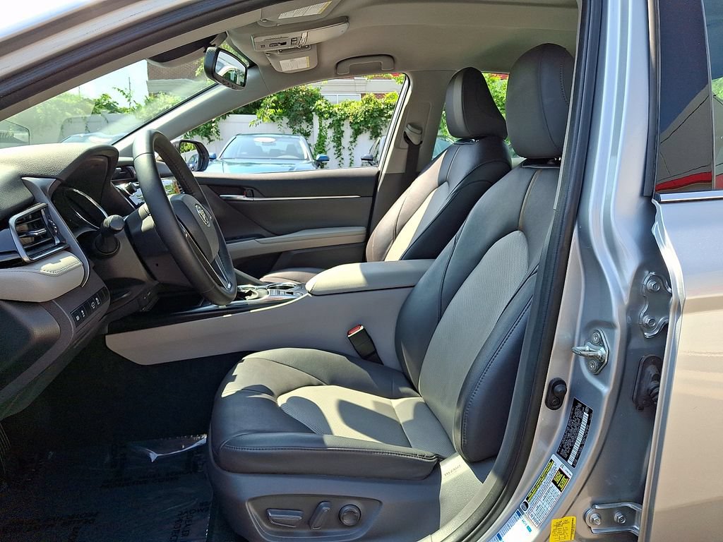 Certified 2020 Toyota Camry XLE AWD/4WD image 14