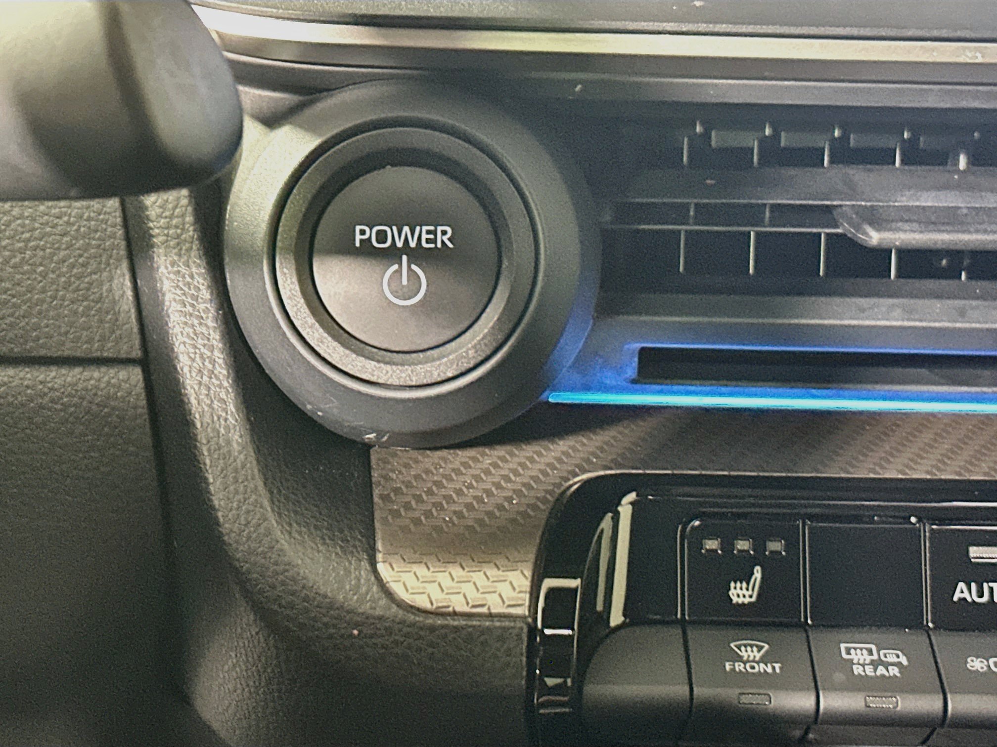 Certified 2023 Toyota Prius XLE FWD image 20