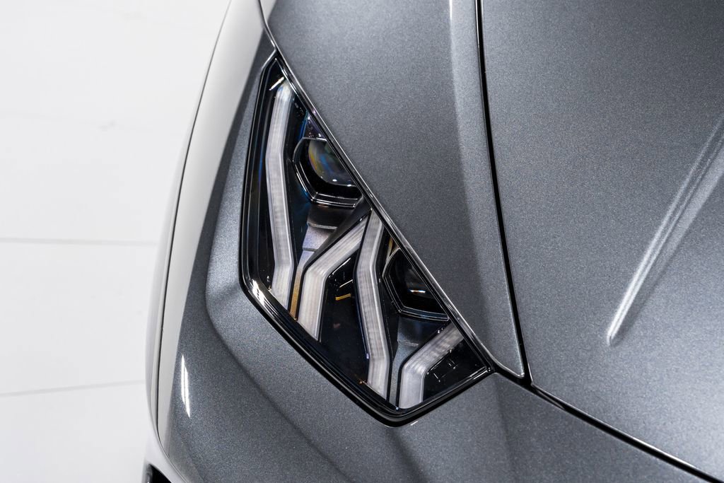 Used 2018 Lamborghini Huracan LP 580-2 image 40