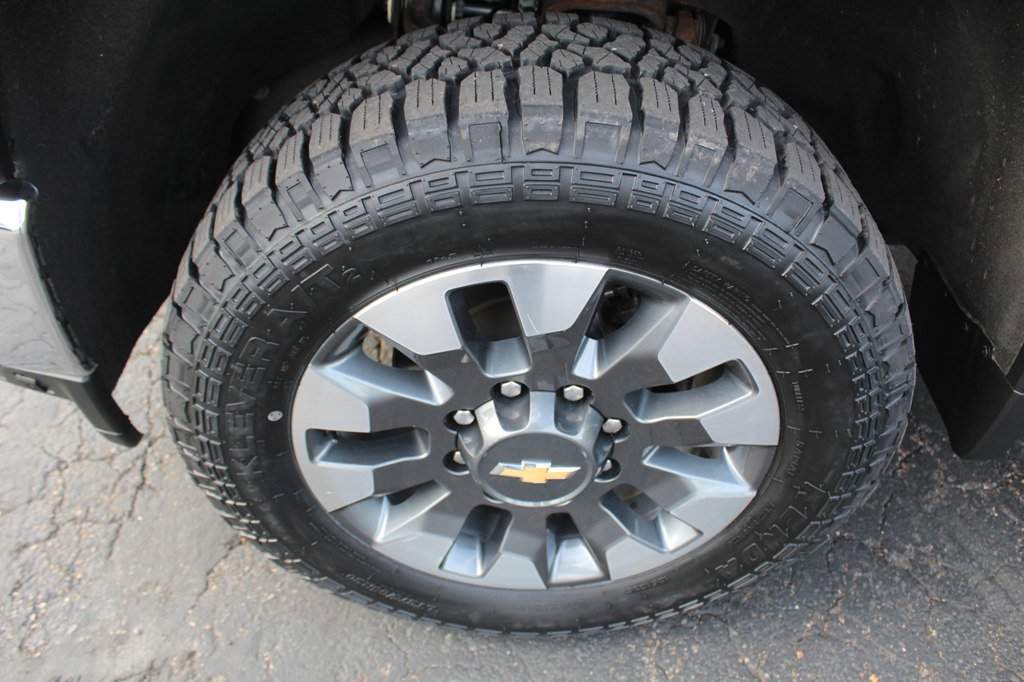 Used 2021 Chevrolet Silverado 2500 LT w/ All Star Edition AWD/4WD image 31