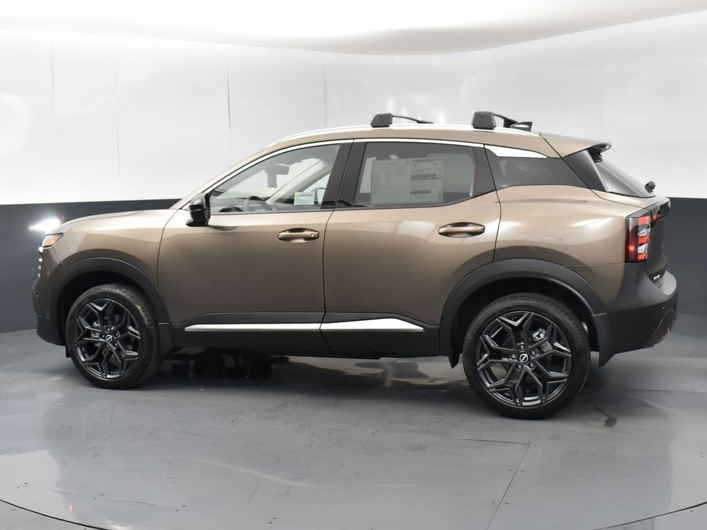 New 2026 Nissan Kicks SR w/ Illumination Package FWD image 5