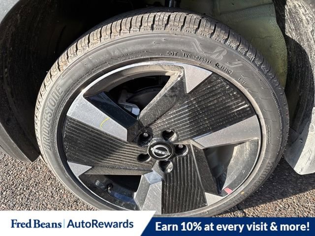 New 2026 Nissan Kicks SR w/ Cold Weather Package image 4