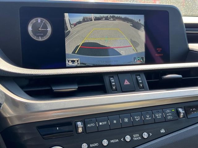 Used 2021 Lexus ES 250 w/ Premium Package image 23