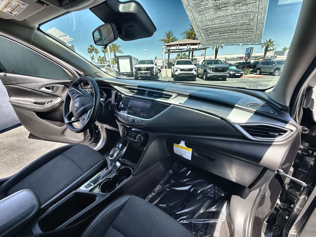 Used 2020 Buick Encore GX Select w/ Sport Touring Package FWD image 19