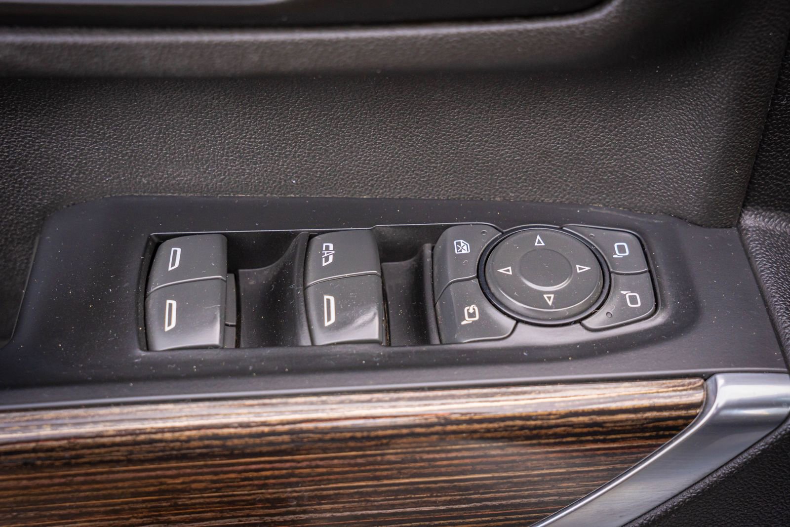 Used 2022 GMC Sierra 3500 SLE w/ SLE Convenience Package AWD/4WD image 13