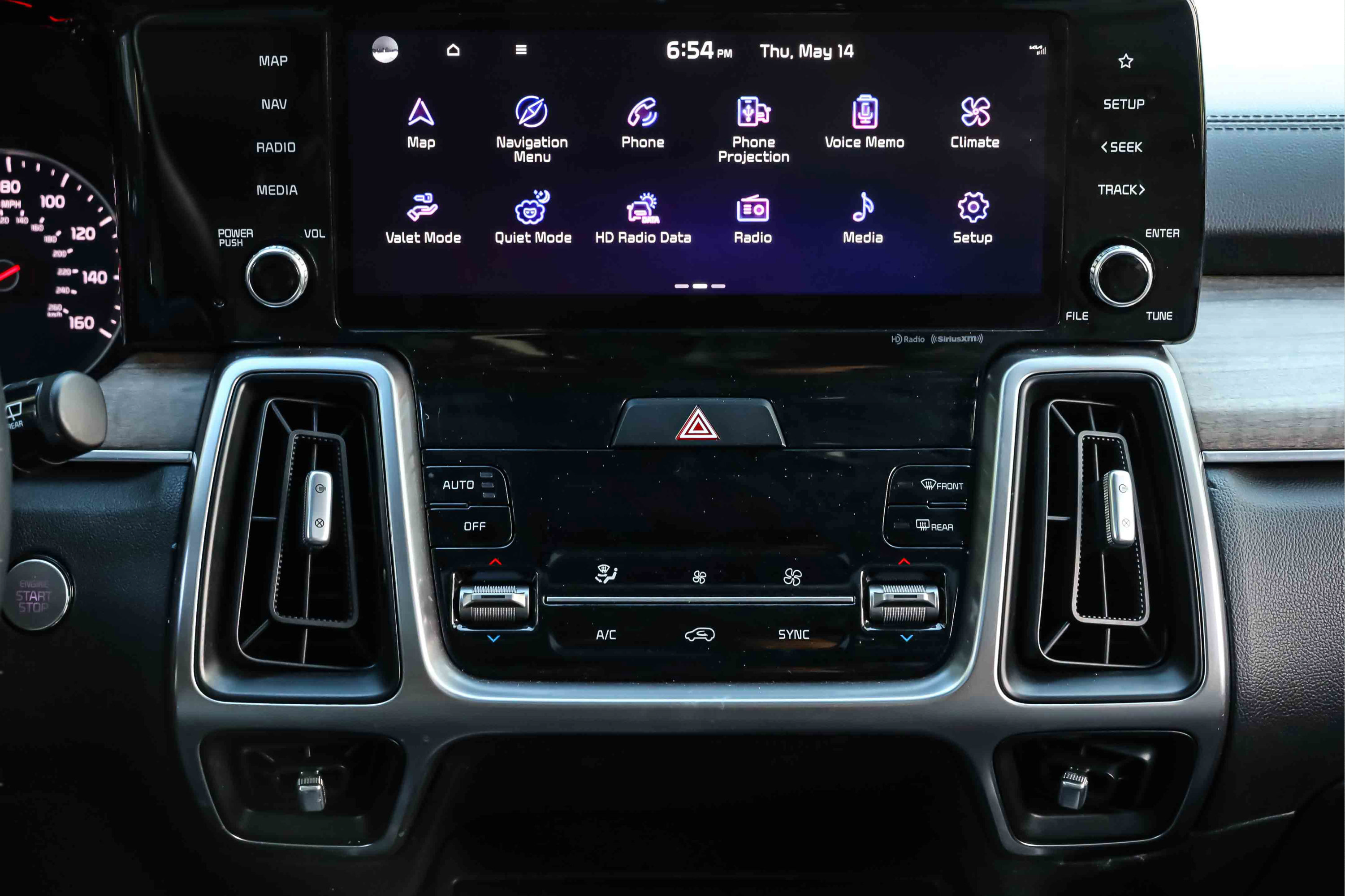 Certified 2023 Kia Sorento S w/ Panoramic Sunroof Package AWD/4WD image 11