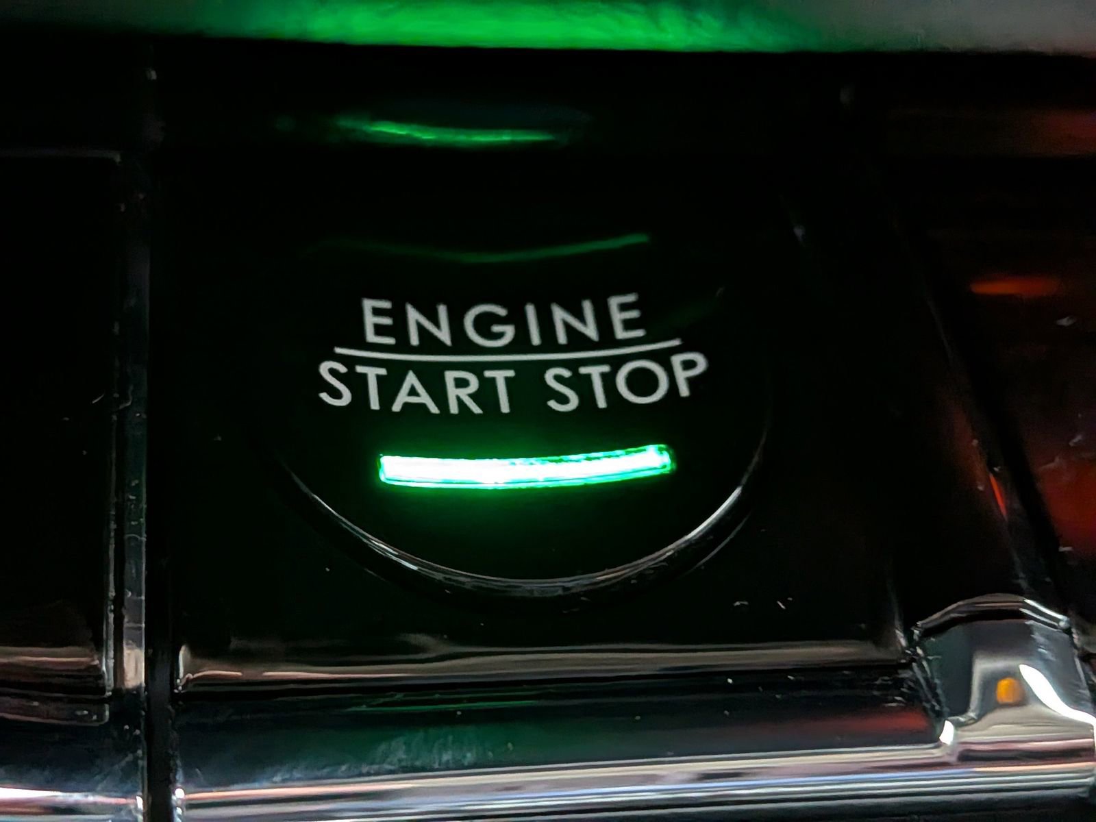 Certified 2023 Lincoln Nautilus Reserve w/ Monochromatic Package image 34