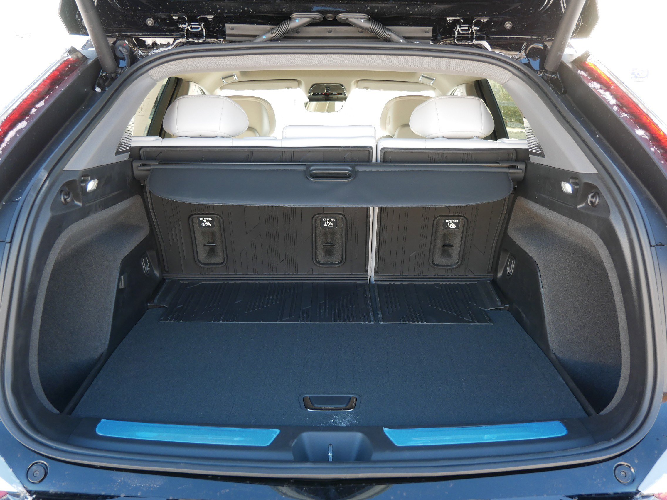 New 2026 Cadillac Optiq Sport 2 image 16