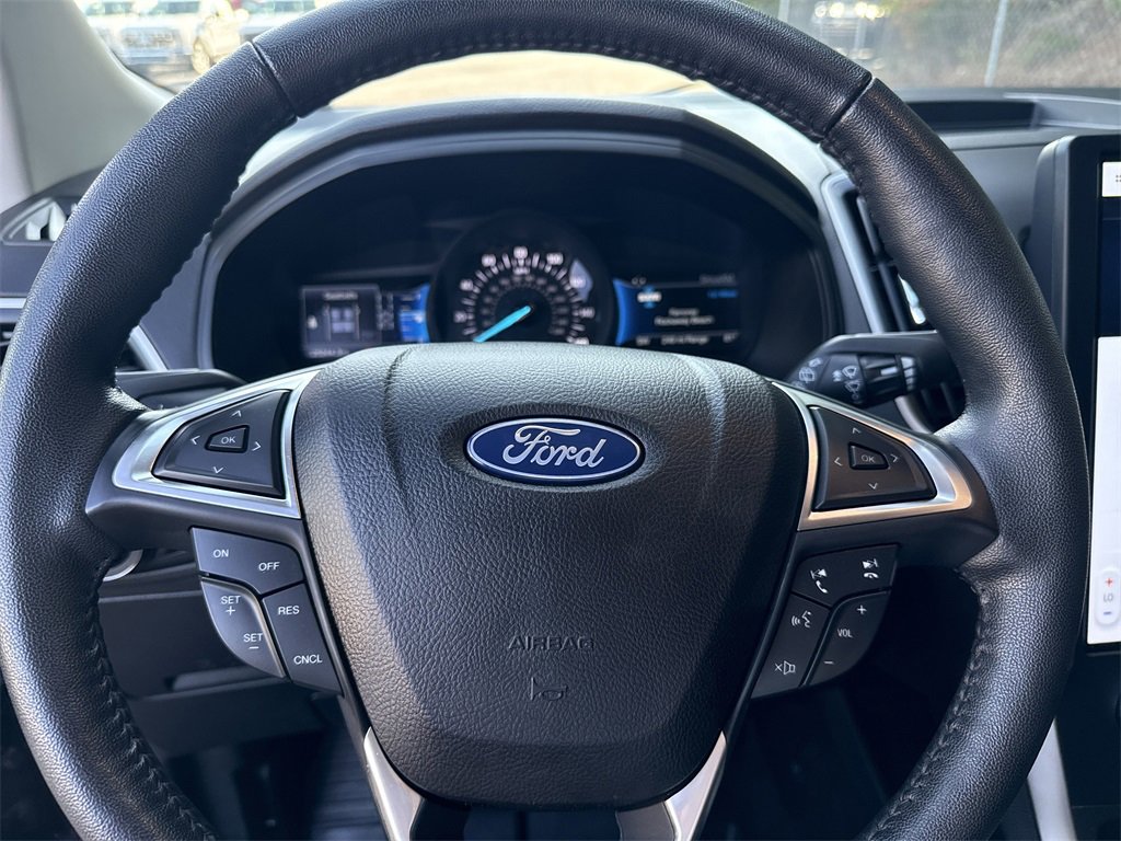 Used 2024 Ford Edge SEL w/ Convenience Package image 23