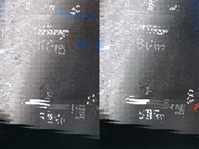 Used 2023 Toyota RAV4 Limited image 16