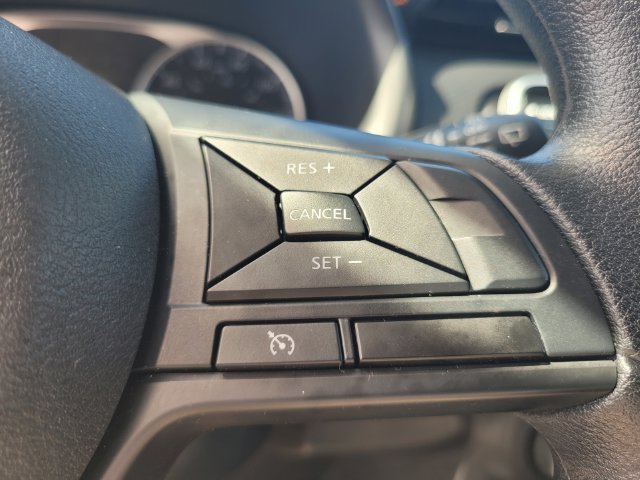 Certified 2025 Nissan Kicks Play S FWD image 27