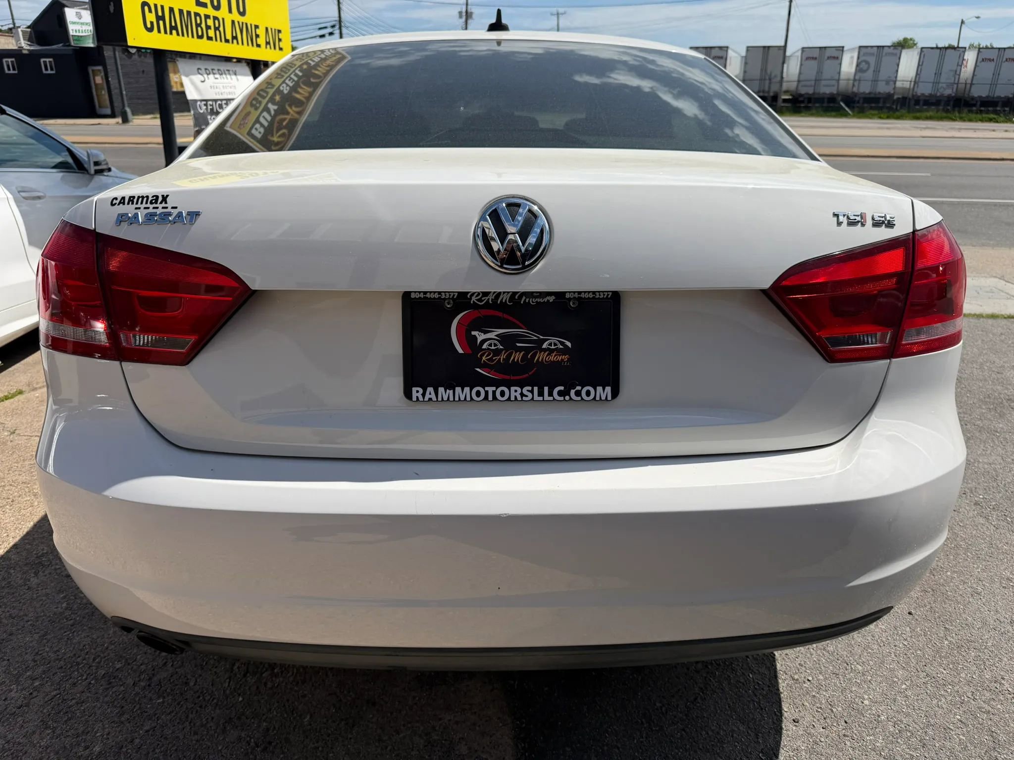 Used 2015 Volkswagen Passat 1.8T SE image 4