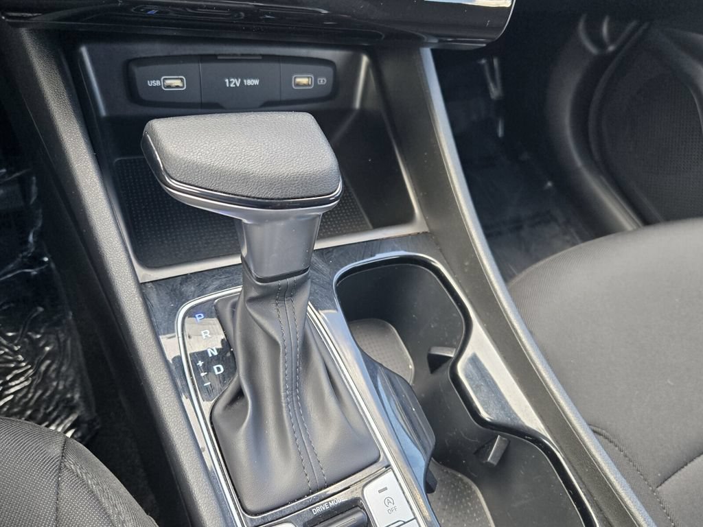 Certified 2024 Hyundai Tucson SE FWD image 17