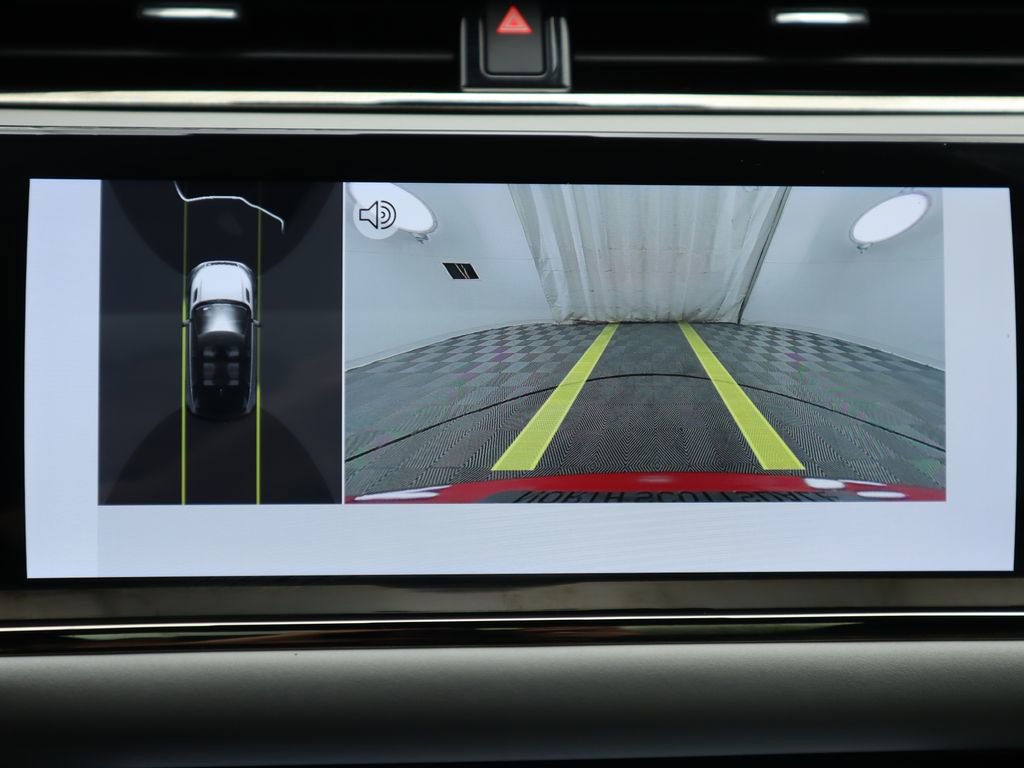 Certified 2023 Land Rover Range Rover Evoque R-Dynamic SE image 15