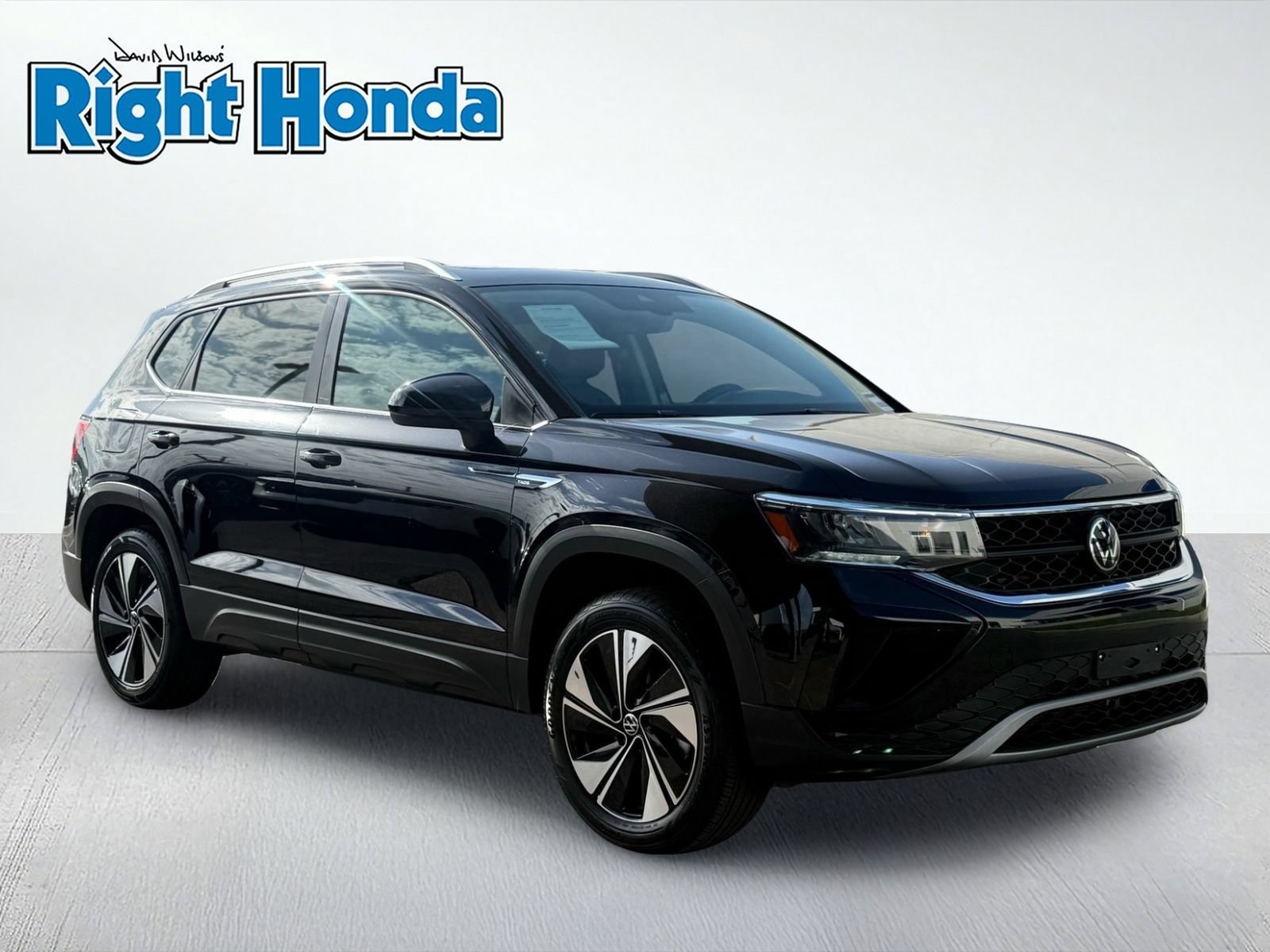 Used 2024 Volkswagen Taos SE AWD/4WD image 10