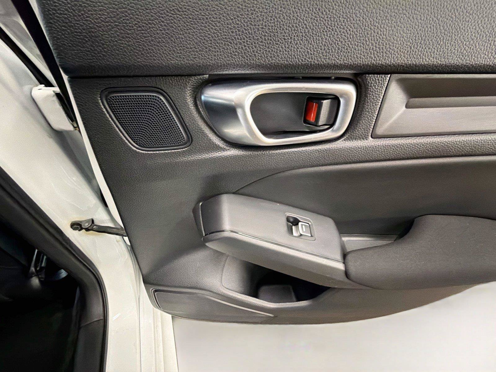 Used 2022 Honda Civic Sport image 29