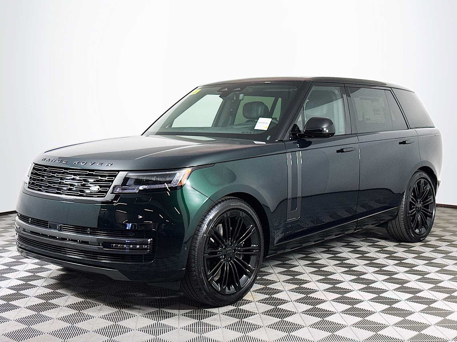 New 2026 Land Rover Range Rover Long Wheelbase Autobiography AWD/4WD image 1