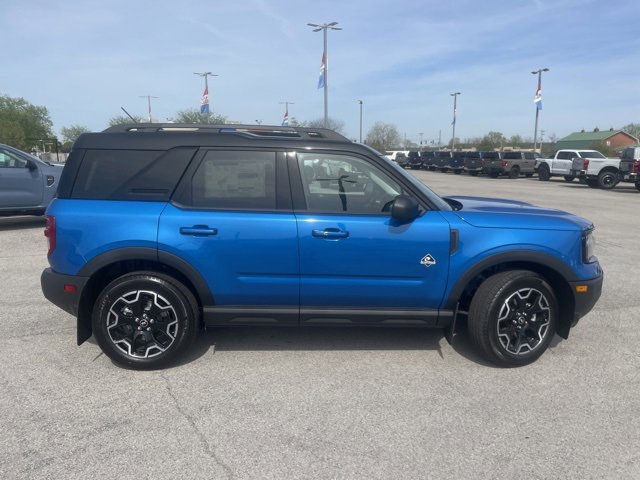 New 2025 Ford Bronco Sport Outer Banks w/ Outer Banks Tech Package+ image 13