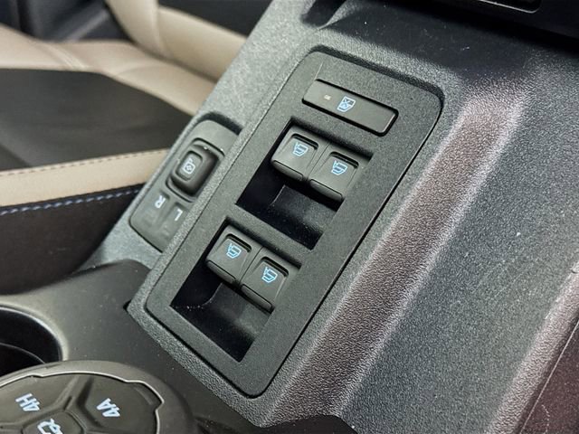 Used 2024 Ford Bronco Wildtrak image 31