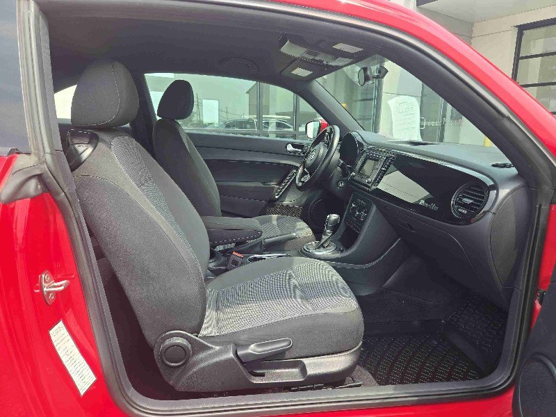 Used 2019 Volkswagen Beetle 2.0T Final Edition SEL image 12