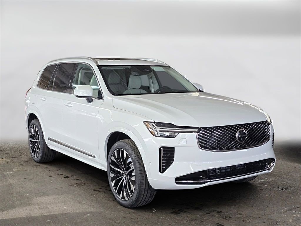 New 2026 Volvo XC90 B6 Ultra w/ Protection Package image 3