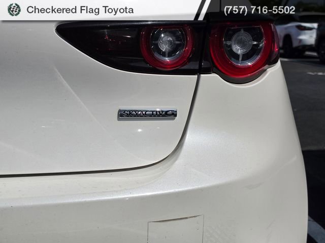 Used 2023 MAZDA MAZDA3 s FWD image 8