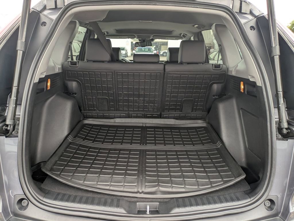 Used 2021 Honda CR-V Touring image 25