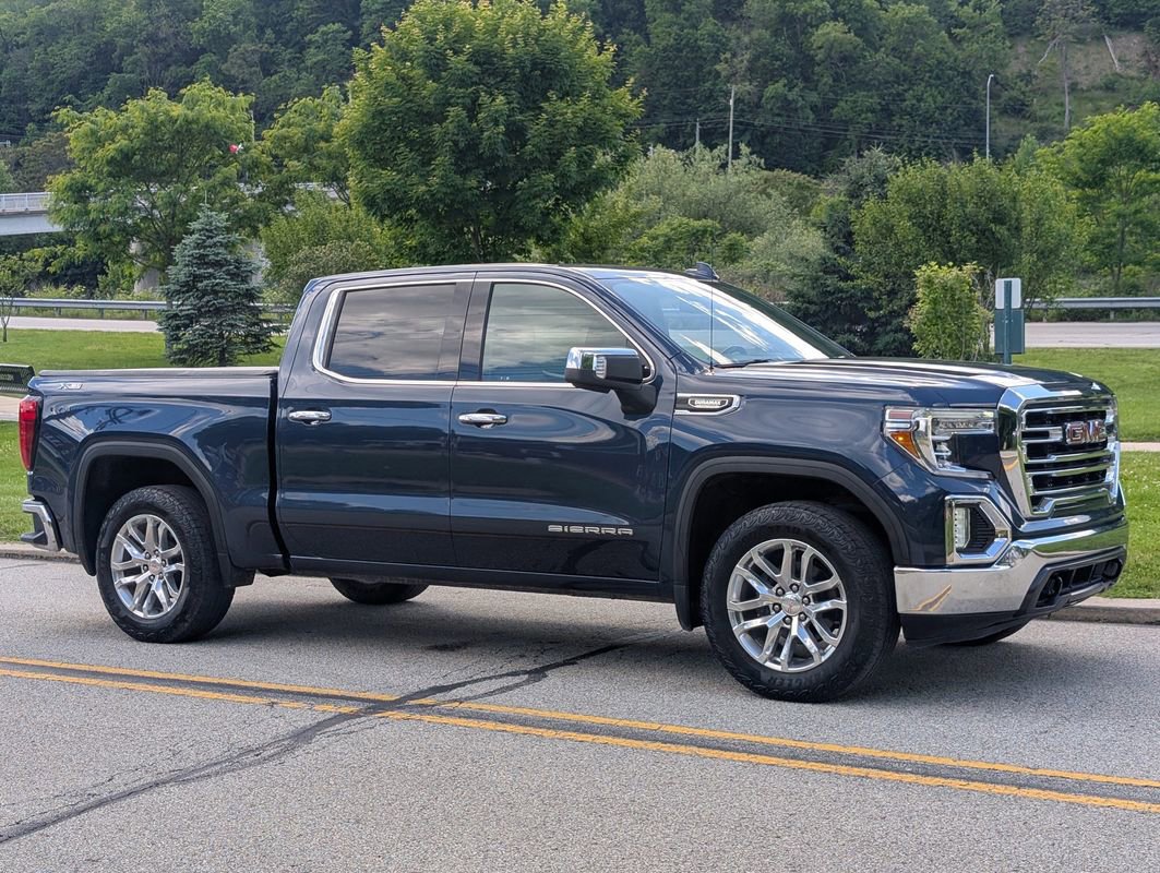 Used 2021 GMC Sierra 1500 SLT w/ SLT Premium Package AWD/4WD image 4
