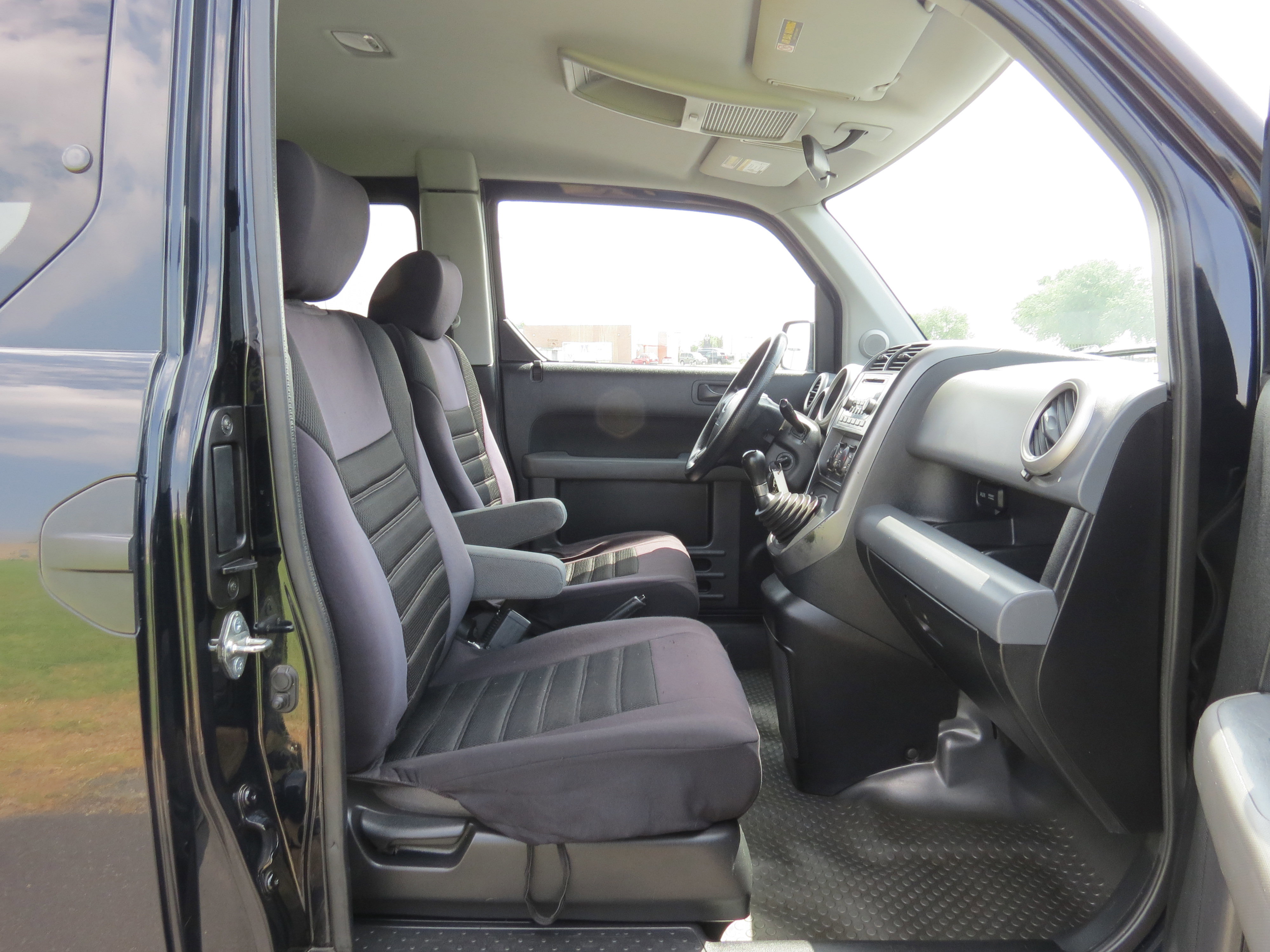 Used 2006 Honda Element EX image 31