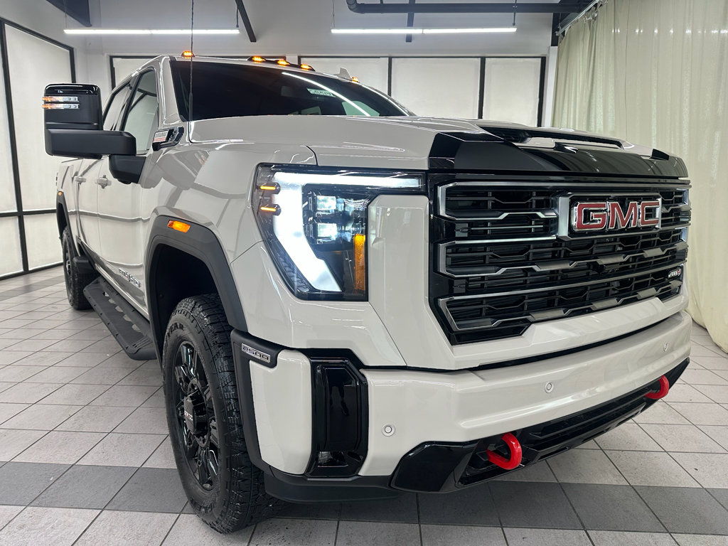 New 2026 GMC Sierra 2500 AT4 image 2