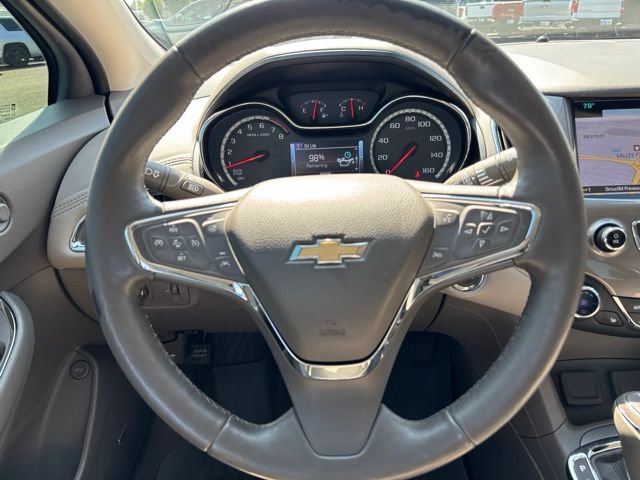 Used 2016 Chevrolet Cruze Premier FWD image 17