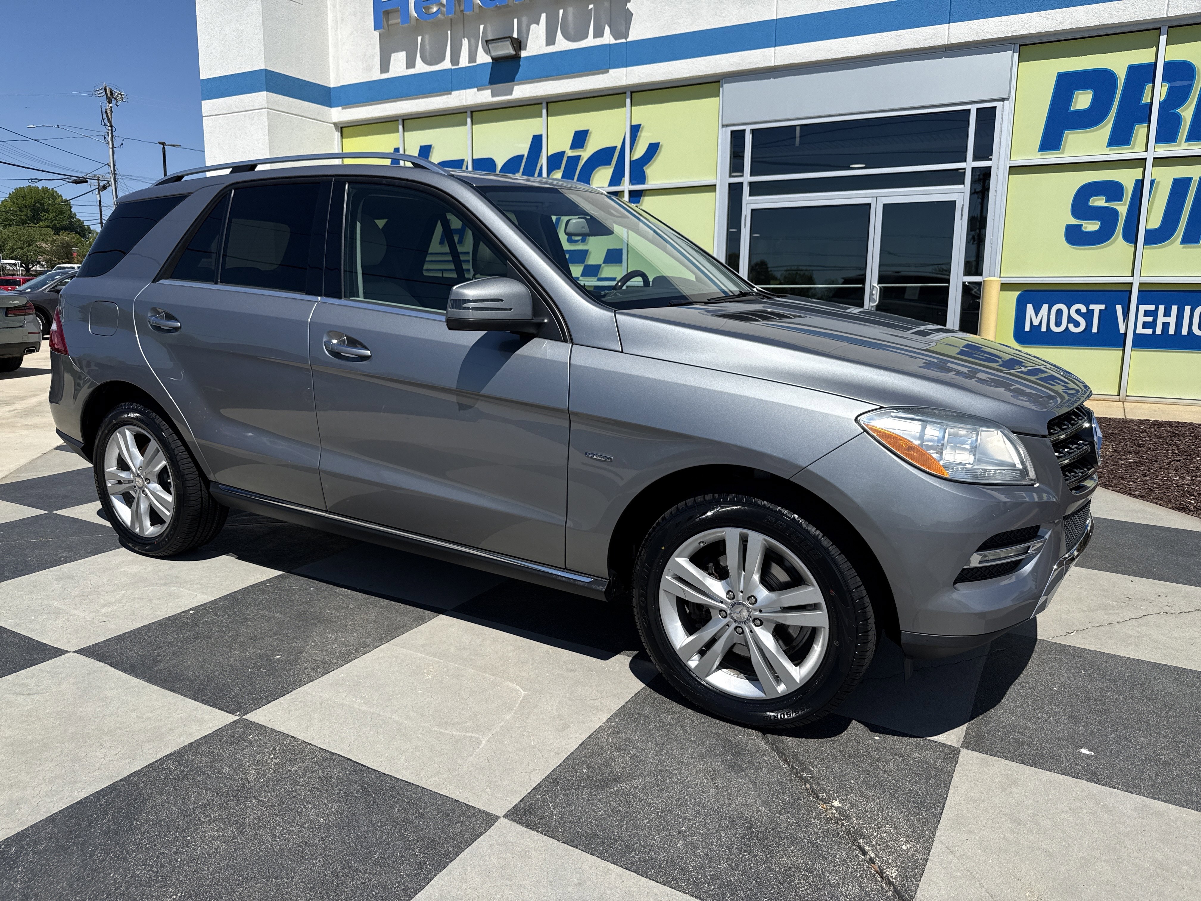 Used 2012 Mercedes-Benz ML 350 4MATIC image 2